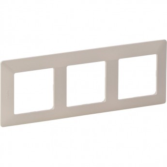 Рамка LEGRAND Valena LIFE "Слоновая кость", 3-постовая универсальная, кремово-белая