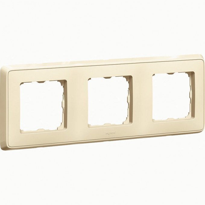 Рамка LEGRAND Cariva 3 поста горизонтальный/вертикальный монтаж слоновая кость 773753