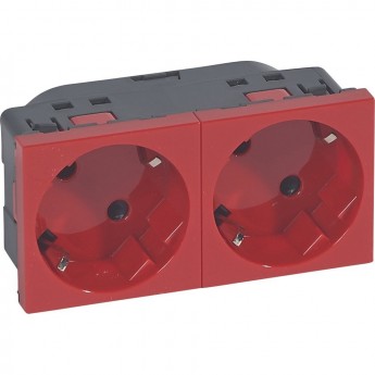 Розетка LEGRAND Mosaic 2х2К+З немецкий стандарт, с отверстиями под 45°, красная Розетка LEGRAND Mosaic 2х2К+З немецкий стандарт, с отверстиями под 45°, красная